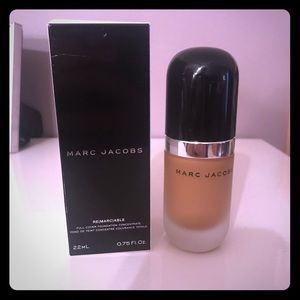 Marc Jacobs foundation in cocoa light